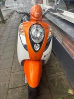 Sym mio 50, Fietsen en Brommers, Klasse A (25 km/u), Zo goed als nieuw, Benzine, 50 cc