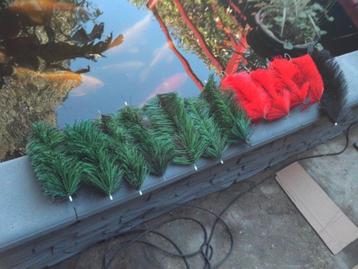 Lot de 12 brosses pour filtre étang beschikbaar voor biedingen