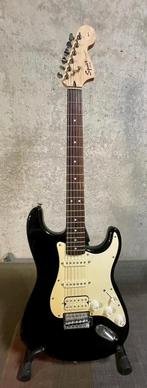 2011 Fender - Squier - Black Stratocaster set, Ophalen, Zo goed als nieuw, Solid body, Fender
