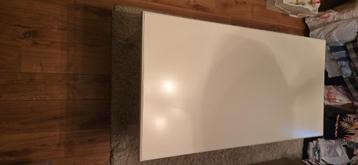 Salontafel beschikbaar voor biedingen