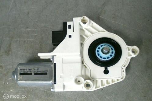 Raammotor LV ​​8K0959801​ ​​Audi A4 Avant B8 ('08-'16), Auto-onderdelen, Ruiten en Toebehoren, Audi, Gebruikt, Ophalen of Verzenden