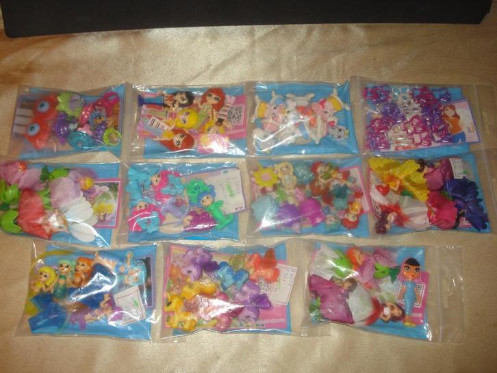 KINDER Lot de Figurines Diverses Fées, Sirènes Licornes 2000, Verzamelen, Verrassingseieren, Zo goed als nieuw, Steekfiguren, Ophalen of Verzenden