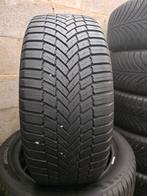 215 50r17 Bridgestone avec montage et équilibrage, Utilisé