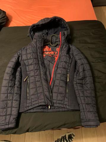 Superdry jas zo goed als nieuw  beschikbaar voor biedingen