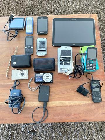 pakket elektronica - gsm - tablet - foto beschikbaar voor biedingen