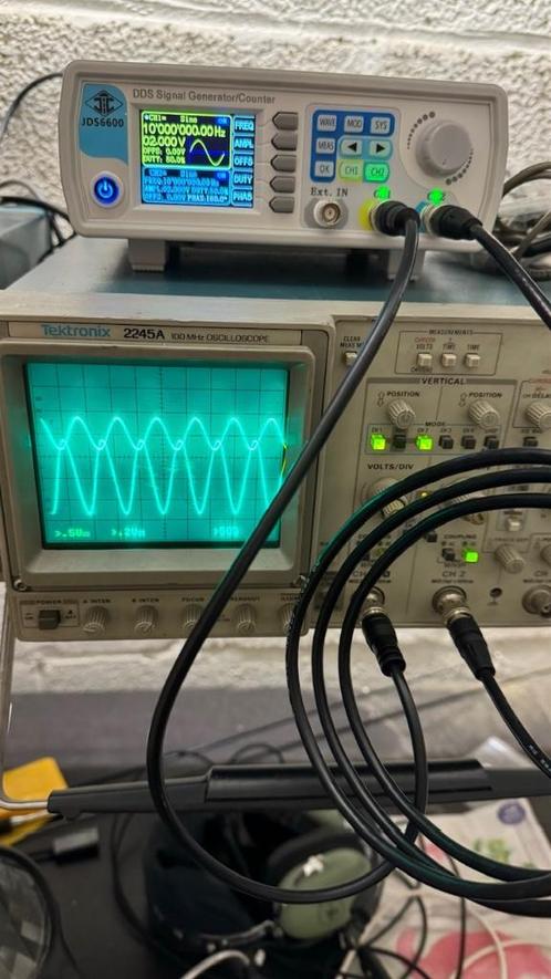 Oscilloscope Tektronix 2245A, Bricolage & Construction, Instruments de mesure, Utilisé, Autres appareils de mesure ou compteurs