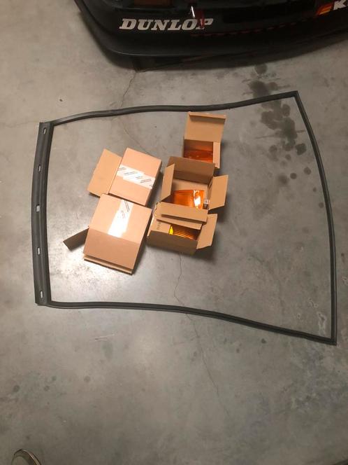 Porsche 964 nieuwe rubber motorkap, Auto-onderdelen, Interieur en Bekleding, Porsche, Ophalen