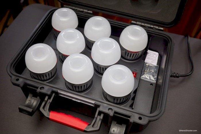 Aputure Accent B7C 8-Light Kit, TV, Hi-fi & Vidéo, Photo | Studio photo & Accessoires, Comme neuf, Lampe ou Kit de flash, Enlèvement