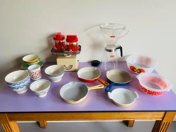 Allerlei vintage servies Boch Creuset Melitta Arcopal Gulf beschikbaar voor biedingen