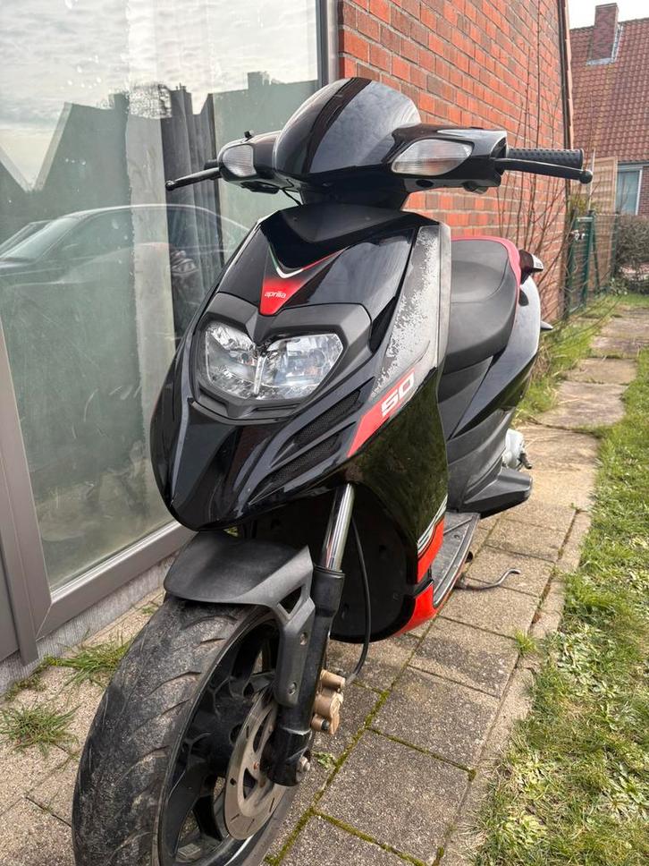 Scooter Aprilia SR50 Classe A, Vélos & Vélomoteurs, Scooters | Aprilia, Comme neuf, SR 50, Enlèvement