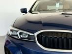 BMW 3 Serie 318 iA-1ERPRO-COCKPIT-CUIR-JANTES20-SHADOWLINE-P, Auto's, BMW, Gebruikt, 4 cilinders, Blauw, Bedrijf
