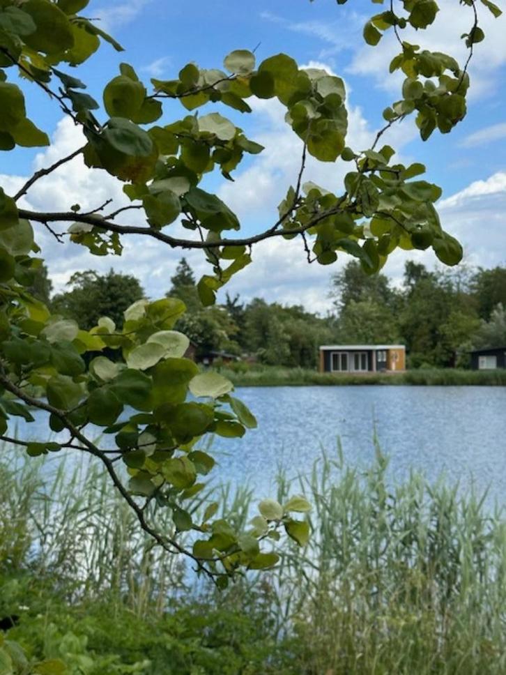 Chalet kopen met plaats voor het hele jaar gebruik, Caravans en Kamperen, Stacaravans, Ophalen of Verzenden