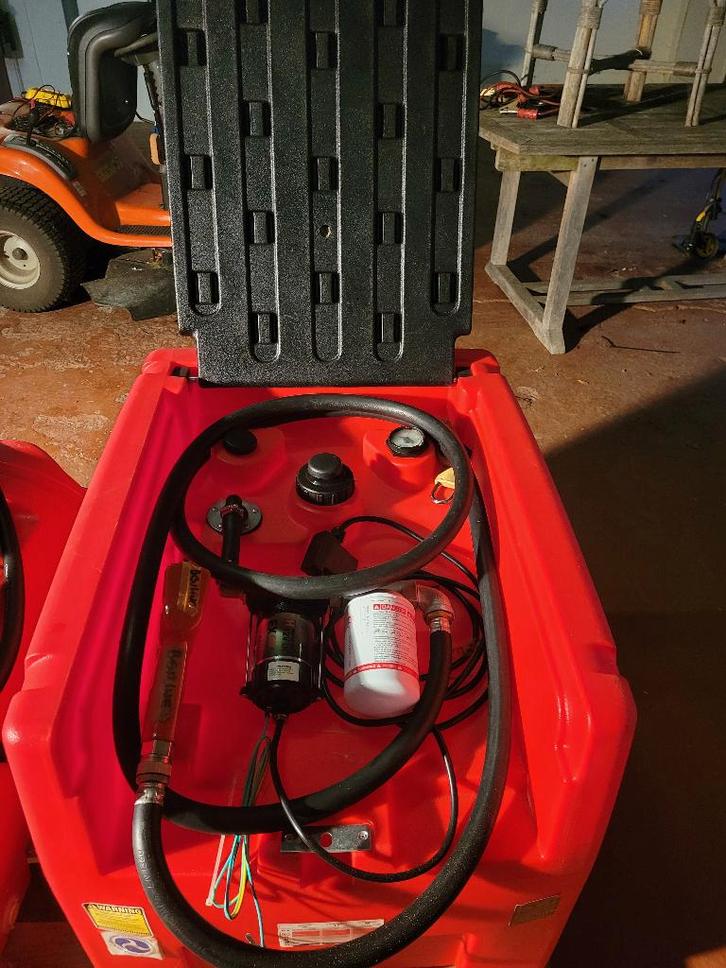 Benzinetank met pomp VEDOR 180 liter, Bricolage & Construction, Outillage | Autres Machines, Comme neuf, Enlèvement