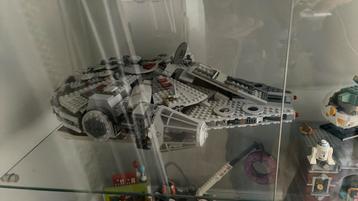 Lego Star Wars 75257 Millennium Falcón