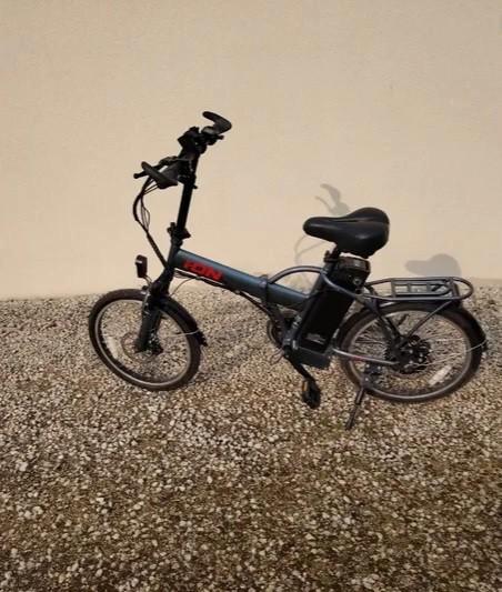 Vélo électrique pliable ION 24v 8 Ah, Vélos & Vélomoteurs, Vélos électriques, Utilisé, Enlèvement
