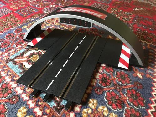 Carrera Digital 132 / 124 Startlight - 30354, Kinderen en Baby's, Speelgoed | Racebanen, Zo goed als nieuw, Racebaan, Elektrisch