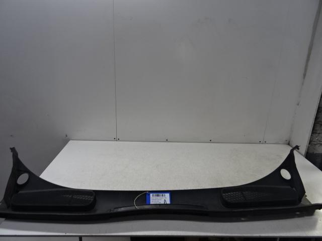 GARNITURES WINDSHIELD Transit Connect (PJ2) (DT11RO2216), Autos : Pièces & Accessoires, Carrosserie & Tôlerie, Ford, Avant, Utilisé