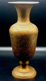 Gevraveerde koperen Indische vaas, Antiek en Kunst, Antiek | Brons en Koper, Ophalen