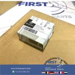 Mercedes W176 W177 V177 A45 A45S AMG VOORBUMPER LOGO ZWART E, Ophalen of Verzenden, Gebruikt, Mercedes-Benz