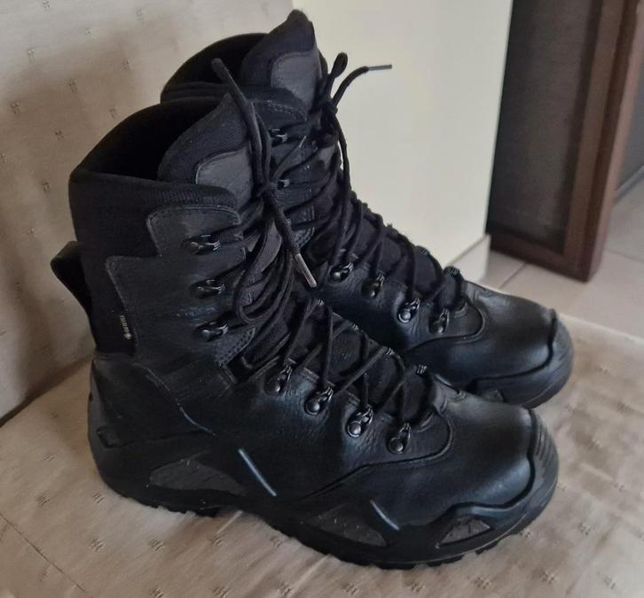 Chaussures de marche👍LOWE👍GORE-TEX👍TACTICAL👍GTX👍t:41👍, Sports & Fitness, Alpinisme & Randonnée, Comme neuf, Chaussures, Enlèvement ou Envoi