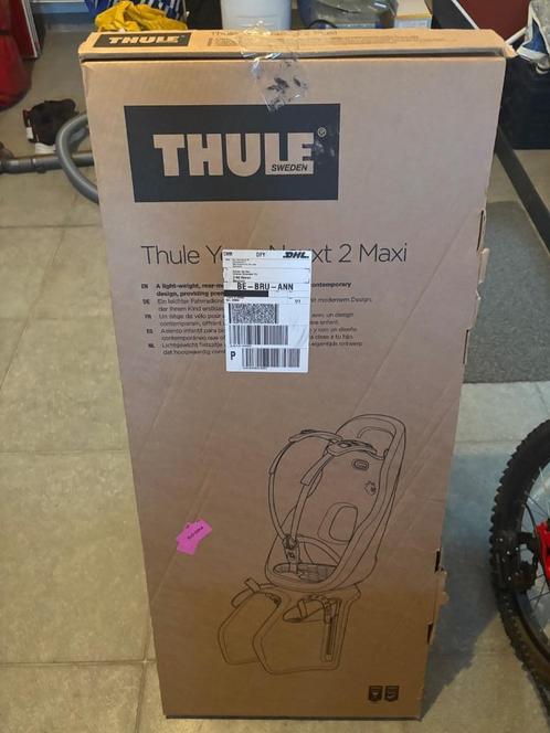 Thule Yepp Next Maxi 2, Fietsen en Brommers, Fietsaccessoires | Fietsstoeltjes, Nieuw, Achterzitje, 9 t/m 36 kg, Voetsteuntjes