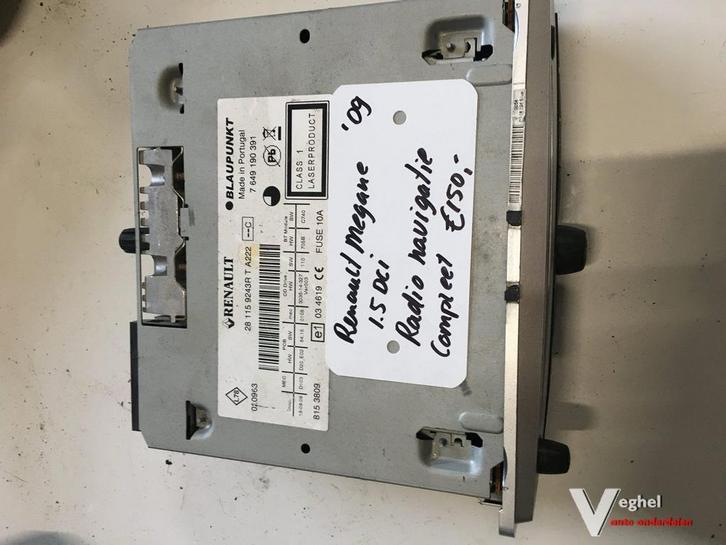 Renault megane HB 1.5 dci 2009  compleet navigatiesysteem, Auto-onderdelen, Dashboard en Schakelaars, Gebruikt, Ophalen of Verzenden