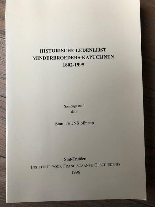 Stan TEUNS, Liste historique des membres des Frères Mineurs, Livres, Histoire nationale, Comme neuf, Enlèvement ou Envoi