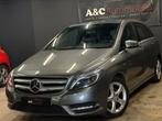 Mercedes b180 Diesel Avantgarde, Auto's, Euro 5, Zwart, 4 cilinders, Leder en Stof