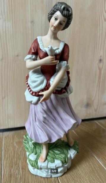 Porseleinen beeld meisje Capodimonte, Enlèvement ou Envoi, Comme neuf, Humain