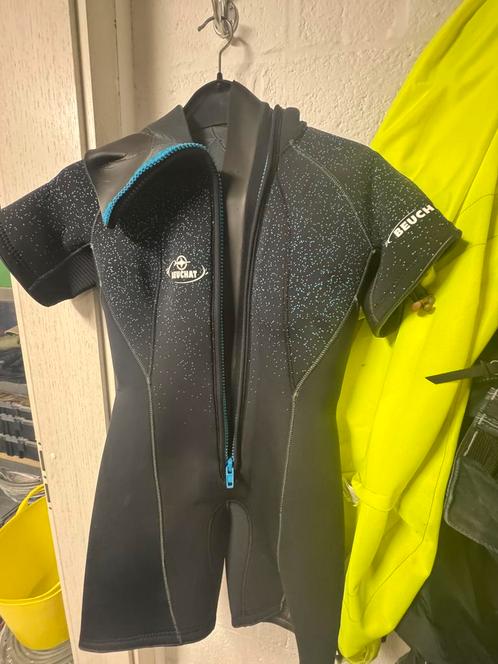 Beuchat shorty 2mm, maat S, Watersport en Boten, Duiken, Zo goed als nieuw, Ophalen