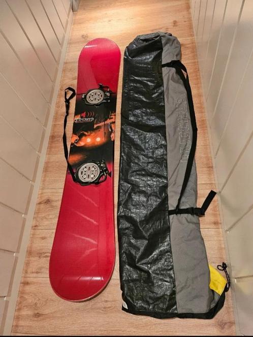 Pack Snowboard y botas talla 42, Sport en Fitness, Snowboarden, Zo goed als nieuw, Snowboots, Ophalen of Verzenden