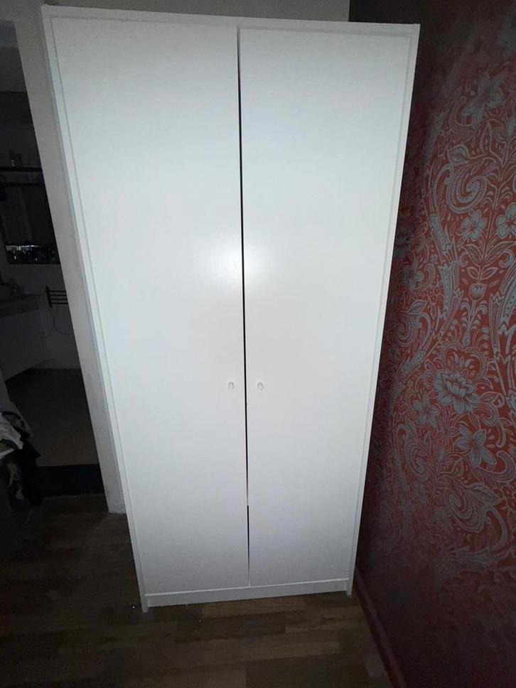 Kleerkast – bijna nieuw – wit – 50 €, Huis en Inrichting, Kasten | Kleerkasten, Zo goed als nieuw, Ophalen