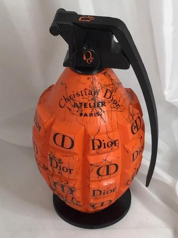 Artheos - Grenade XL Christian Dior beschikbaar voor biedingen