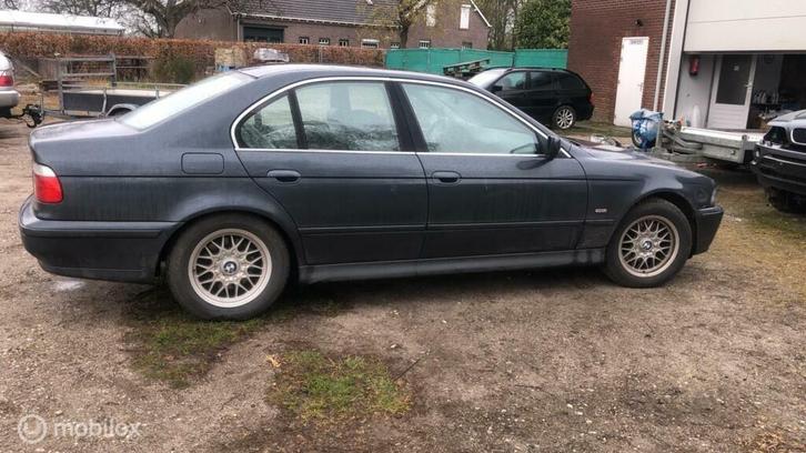 BMW 5-serie 530i Executive  Antrazit M 9-2000, Auto-onderdelen, Carrosserie, BMW, Gebruikt
