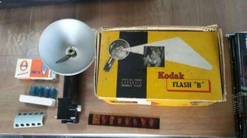 Vintage retro flitser „B” Kodak speciaal voor brownie camera