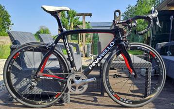 PINARELLO DOGMA m/z wielen, maat 56. beschikbaar voor biedingen