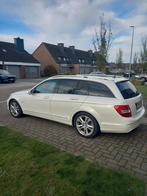Mercedes C 200 Avangard  11 . 2011, Euro 5, Achterwielaandrijving, Zwart, Wit