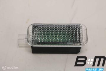 Voetenruimteverlichting Audi A5 8T 4E0947415 beschikbaar voor biedingen