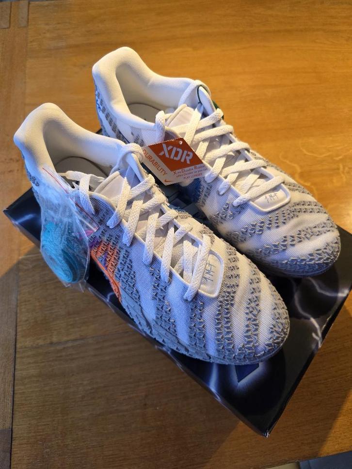 Nike JA 3, Light Show (JA MORANT), Sports & Fitness, Basket, Neuf, Chaussures, Enlèvement