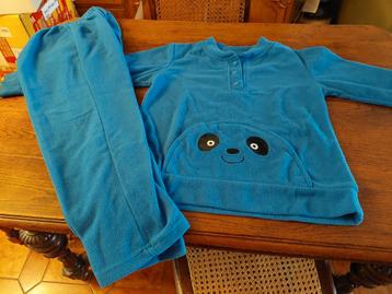 Panda pyjama medium beschikbaar voor biedingen