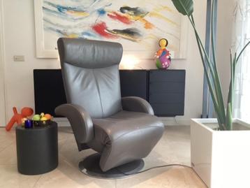 Leolux Helical relaxfauteuil design hoogwaardig electrisch  beschikbaar voor biedingen