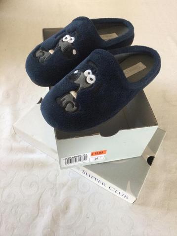 Slipper club - pantoffels - maat 30 beschikbaar voor biedingen
