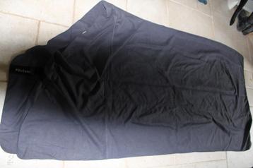 COUVERTURE SECHANTE "FOUGANZA" (T 145 beschikbaar voor biedingen