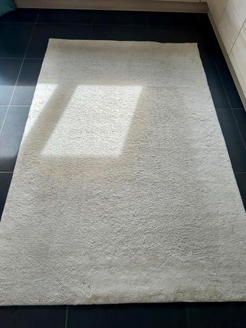Laagpolig beige vloerkleed (150 x 230 cm) beschikbaar voor biedingen