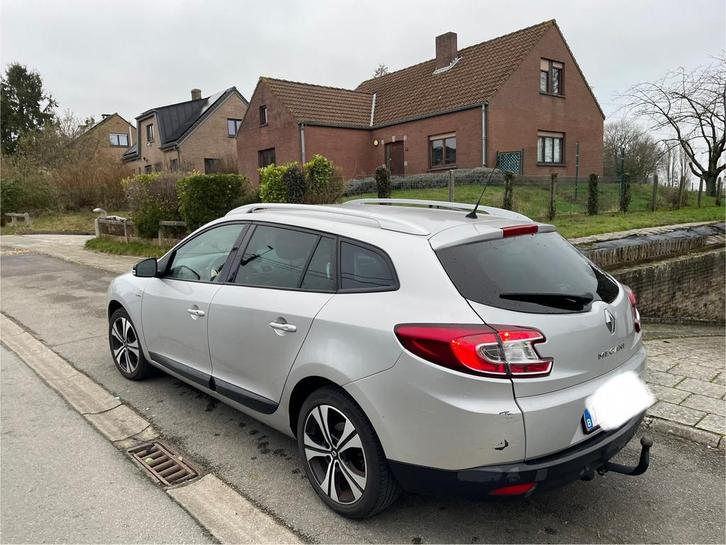 Renault Megane 1.6i essence BOSE edition, Autos, Renault, Particulier, Mégane, ABS, Phares directionnels, Régulateur de distance