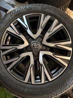 Winterset toyota Yaris cross 17 inch. zoals nieuw, 215 mm, Banden en Velgen, 17 inch, Ophalen of Verzenden