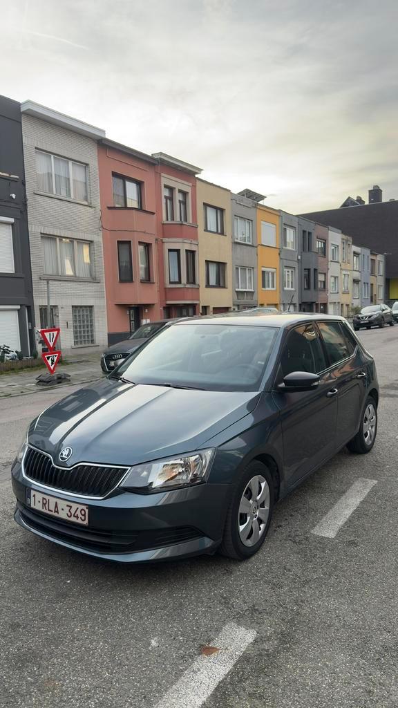 Skoda Fabia 1.0 Benzine – 2016 – 70.000 km, Autos, Skoda, Entreprise, Autres modèles, Airbags, Air conditionné, Ordinateur de bord