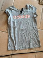 T-shirt addidas maat small, Kleding | Dames, T-shirts, Ophalen of Verzenden, Zo goed als nieuw