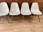 4 Vintage eames fiberglass chairs, Huis en Inrichting, Stoelen, Ophalen, Zo goed als nieuw