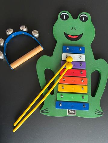 2 leuke muziekinstrumenten voor kinderen beschikbaar voor biedingen
